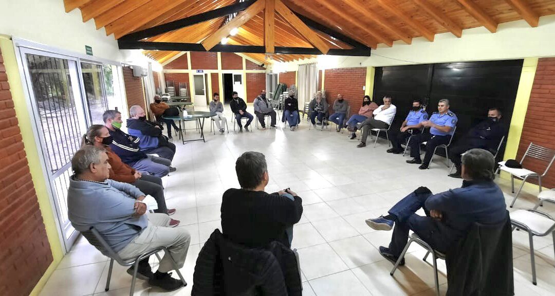 Productores cooperativos trabajan junto a autoridades policiales para combatir la inseguridad en LavalleInseguridad Rural en Mendoza