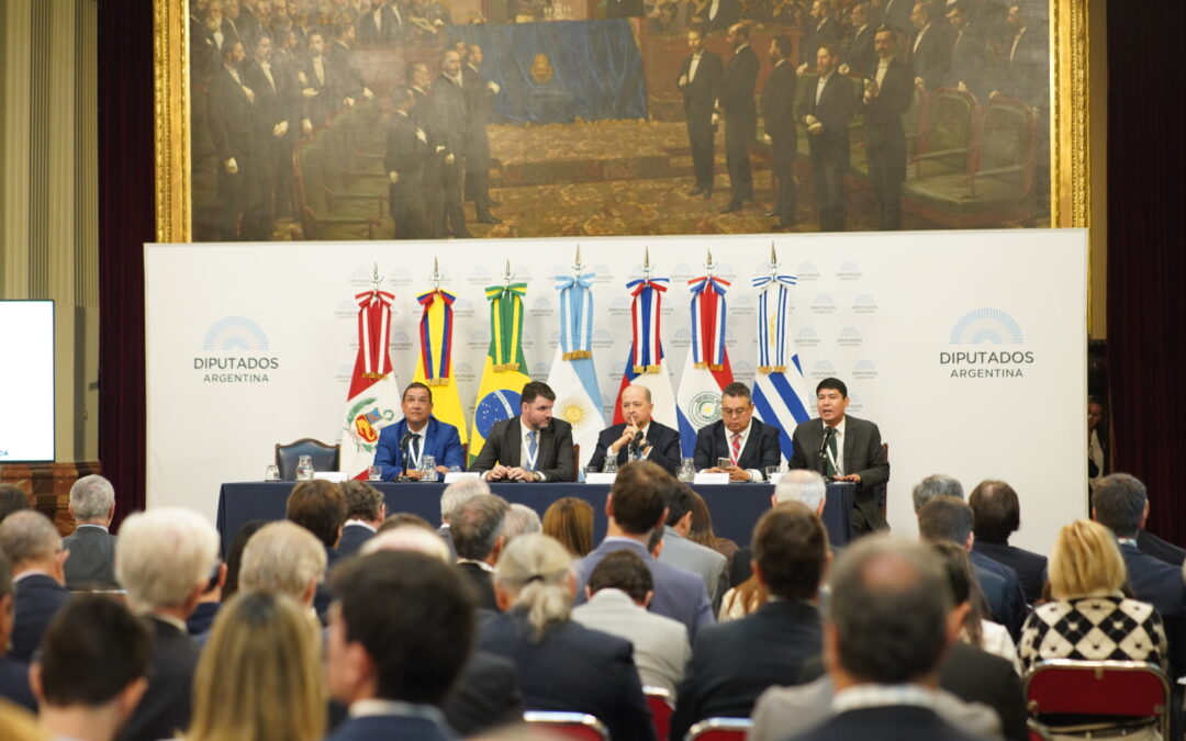 Lanzamiento del espacio Parlamentario Agroindustrial Sudamericano2° Cumbre Sudamericana AgroGlobal